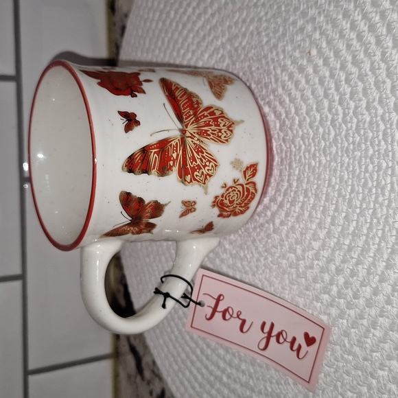 🦋 Sheffield Home Mug - Metallic Gold & Red Butterflies & Roses 🌹 - Picture 3 of 9